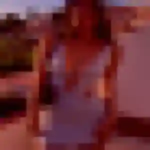 Photo de Chloe à Aimargues (34 ans) - rencontre coquine anonyme