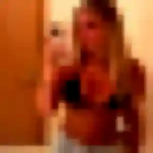 Marie-Jeanne, femme de 25 ans cherche rencontre coquine à Ambazac