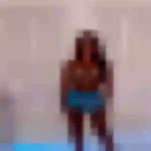 Photo exclusive de Nathalie, 21 ans à Angoulême - plan discret