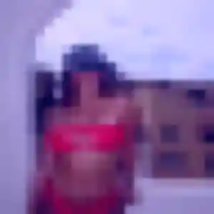 Aurelie, 24 ans, en ligne à Auchel pour un rencontre coquine