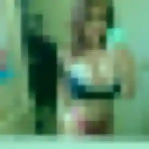 Rejoins Renee, 30 ans à Aulnoye-Aymeries en privé