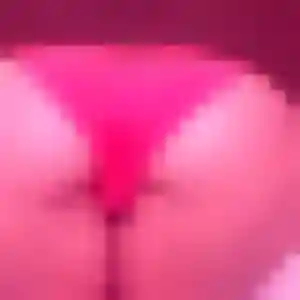 Caroline, 19 ans, connectée à Bayeux pour un rencontre coquine
