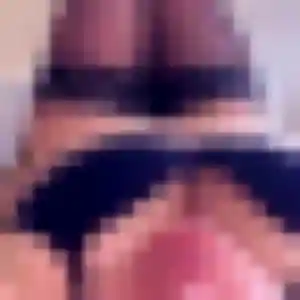 Giulia, 45 ans, connectée à Bellegarde pour un rencontre coquine