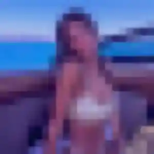 Charmante Barbara, 23 ans à Biarritz - voir sa photo