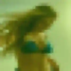 Photo de Sarah à Bourbourg (22 ans) - rencontre coquine anonyme