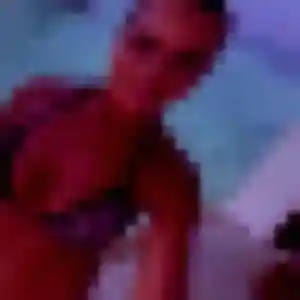 Anne-Laure, 39 ans, en ligne à Carhaix-Plouguer pour une rencontre coquine