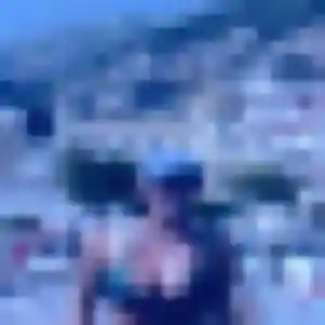 Harmony, 22 ans, connectée à Castres pour une rencontre coquine