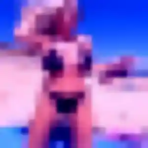 Contacte Naomi, 31 ans à Caussade en privé