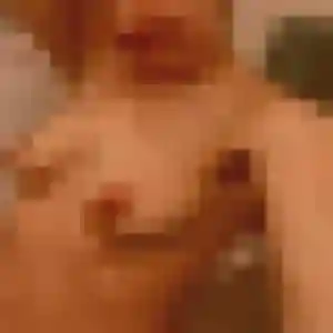 Roxane de Cazouls-lès-Béziers, 26 ans - rencontre coquine en toute liberté