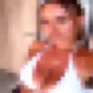 Louise, 40 ans, connectée à Champagne-au-Mont-d'Or pour un rencontre coquine