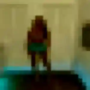 Profil de Leontine à Chasse-sur-Rhône (30 ans) - rencontre coquine anonyme