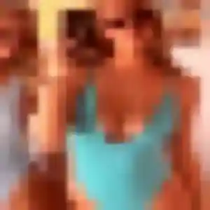 Apolline, 22 ans, connectée à Châtelaillon-Plage pour un rencontre coquine