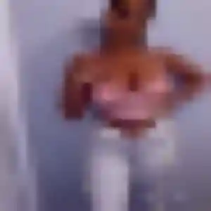 Profil de Marie-Ange à Clermont (34 ans) - rencontre coquine anonyme