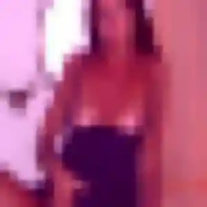 Anne-Charlotte, fille de 23 ans propose rencontre coquine à Cluses