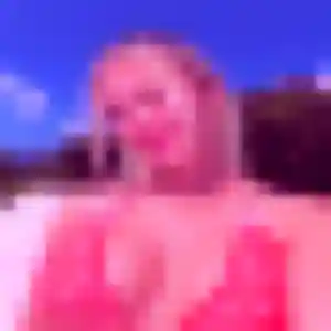 Vicky, 25 ans, dispo pour rencontre coquine à Combourg