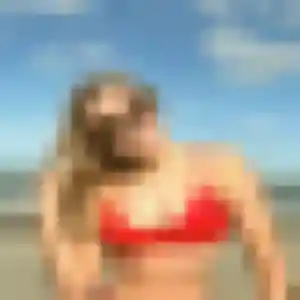 Yasmina de Divonne-les-Bains, 21 ans - rencontre coquine sans prise de tête