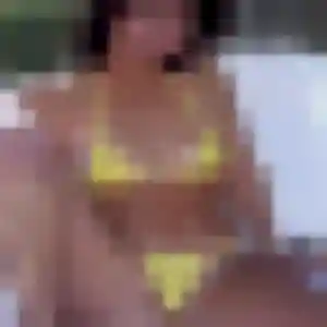 Photo de Vinciane à Douarnenez (19 ans) - rencontre coquine discret