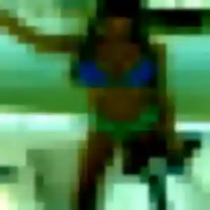 Celine, femme de 34 ans veut rencontre coquine à Foix