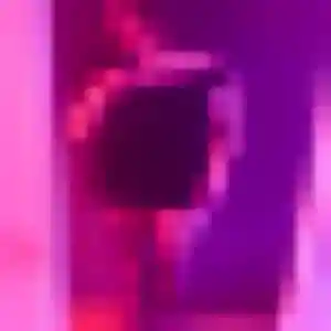 Laura de Gourbeyre, 40 ans - rencontre coquine sans prise de tête