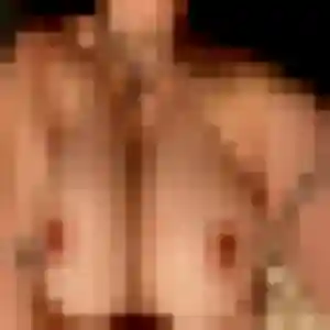 Rejoins Elise, 22 ans à Graulhet en privé