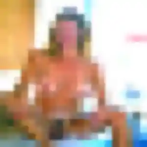 Hilary, 27 ans, en ligne à Homécourt pour un rencontre coquine