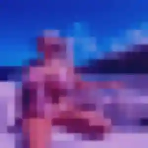 Capucine, 34 ans, connectée à L'Étang-Salé pour une rencontre coquine