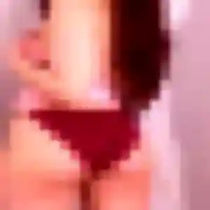 Flore, femme de 23 ans cherche rencontre coquine à L'Union