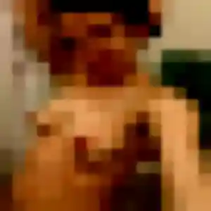 Suzanne, 22 ans, en ligne à La Crau pour une rencontre coquine
