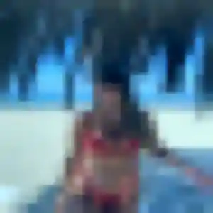Découvre Rachida, 24 ans à La Ferté-Saint-Aubin gratuitement