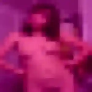 Charmante Valentina, 20 ans à La Verrière - voir sa photo