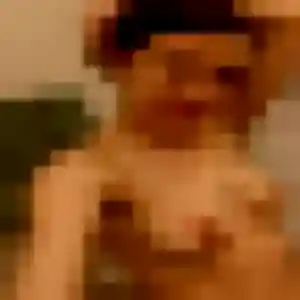 Azalee, 39 ans, en ligne à Lançon-Provence pour un rencontre coquine