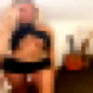 Photo exclusive de Eleonore, 26 ans à Le Lavandou - rencontre coquine