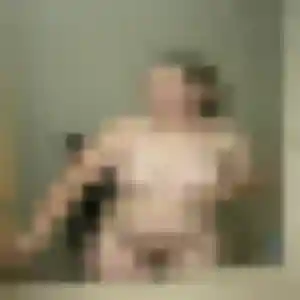 Photo de Tatyana à Le Passage (20 ans) - rencontre coquine discret
