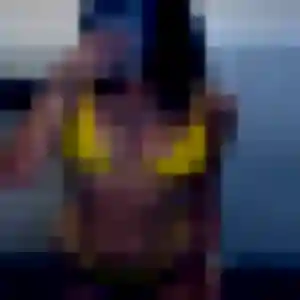 Dounia, 26 ans, en ligne à Le Robert pour un rencontre coquine