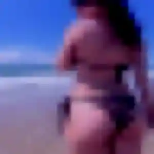 Photo de Adele à Le Rove (38 ans) - rencontre coquine gratuit