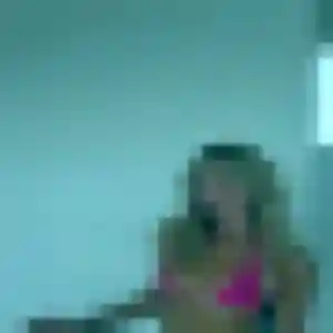 Ambre, fille de 35 ans propose rencontre coquine à Leers