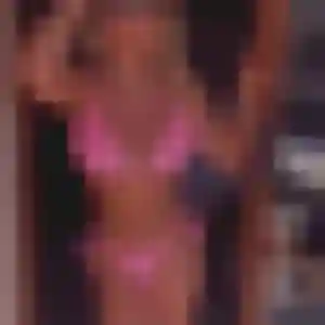 Noura (24 ans) à Les Essarts-le-Roi cherche une rencontre ce soir