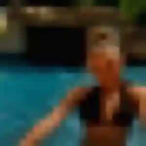 Claire (21 ans) à Melle propose un rencontre coquine aujourd'hui