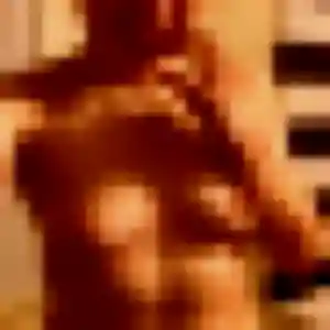 Photo de Flore à Melle (23 ans) - rencontre coquine discret