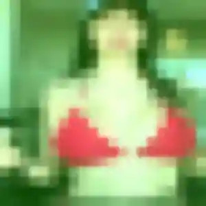 Photo perso de Nadine, 20 ans à Montreuil - rencontre coquine