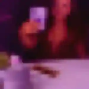 rencontre coquine à Montrond-les-Bains : photo de Louise, 23 ans - accès libre