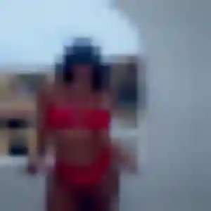 Eugenie de Niort, 21 ans - rencontre coquine en toute liberté