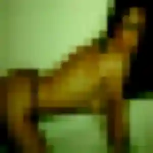 Estee, 34 ans, connectée à Ozoir-la-Ferrière pour une rencontre coquine