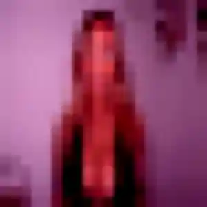 Ursule, 19 ans, connectée à Pamandzi pour une rencontre coquine