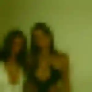 Rejoins Cindy, 27 ans à Plonéour-Lanvern en privé