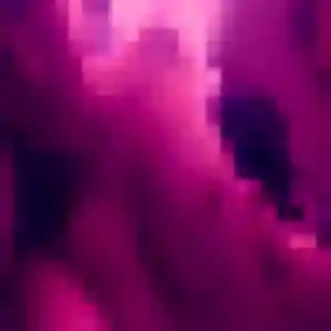 Rejoins Lucienne, 19 ans à Plonéour-Lanvern en privé