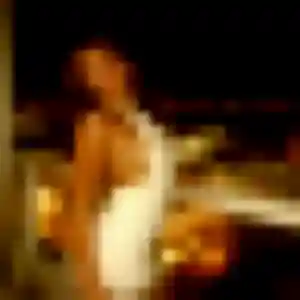 Photo de Typhaine à Pont-du-Château (31 ans) - rencontre coquine anonyme