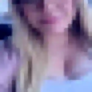 Eva (28 ans) à Pontault-Combault attend un rencontre coquine rapidement