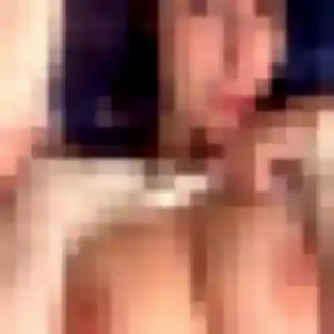 Rejoins Nora, 24 ans à Pourrières gratuitement