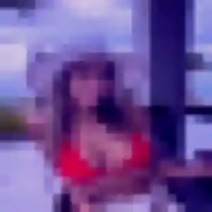Geraldine (25 ans) à Rillieux-la-Pape propose un rencontre coquine rapidement